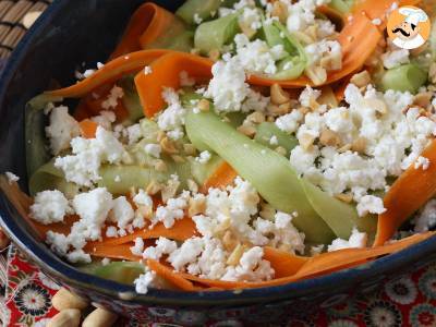 Groentetagliatelle salade met pindasaus - foto 4