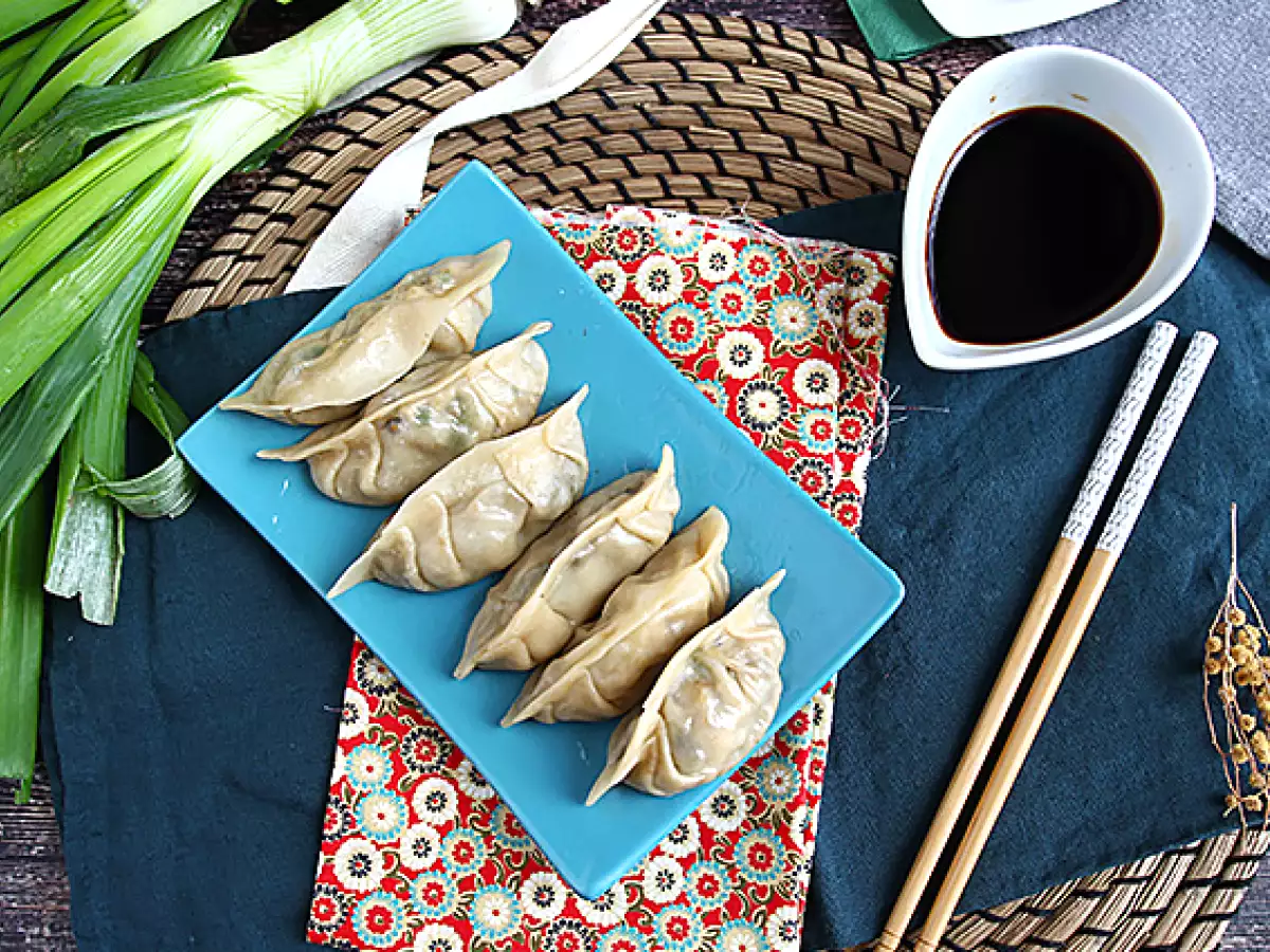 Gyoza's met kip, wortel en champignons - foto 6
