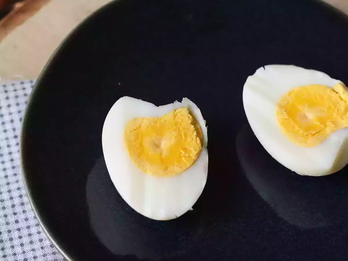 Hardgekookte eieren in de friteuse - foto 4