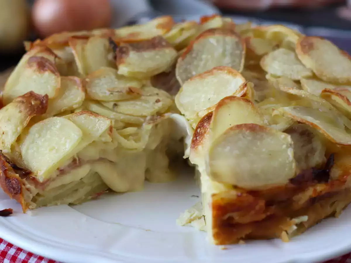 Hartige aardappeltaart met raclettekaas - foto 2
