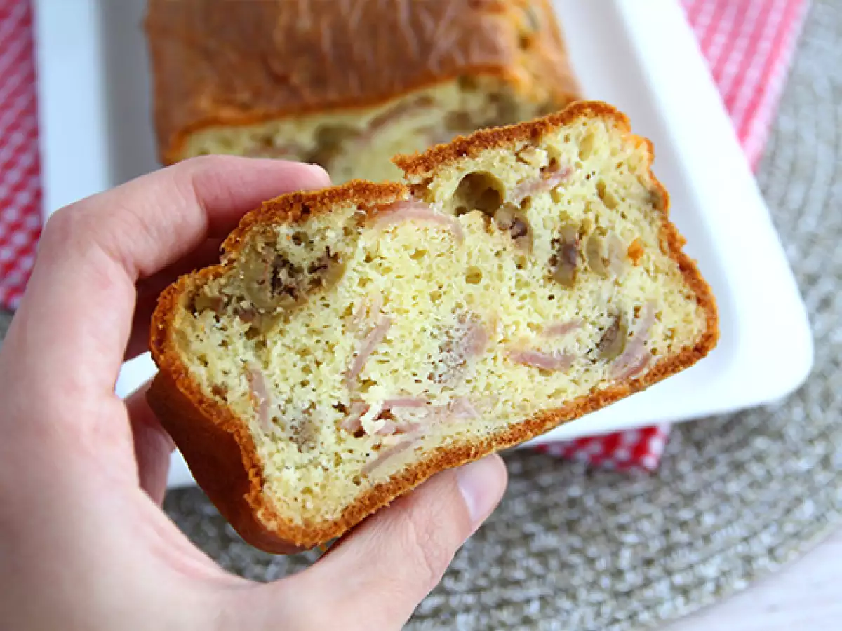 Hartige cake met ham, kaas en groene olijven - foto 4