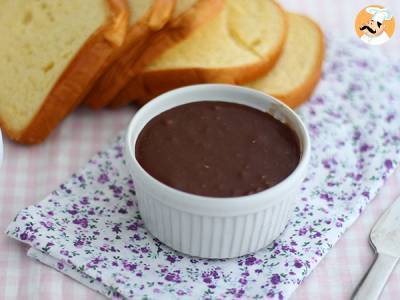 Hazelnootpasta, zelfgemaakte Nutella