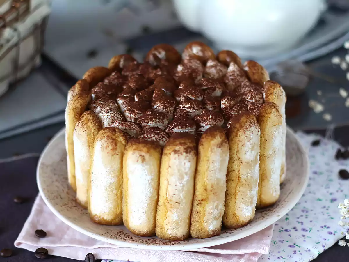 Heerlijke charlotte in tiramisu-stijl zonder eieren - foto 2