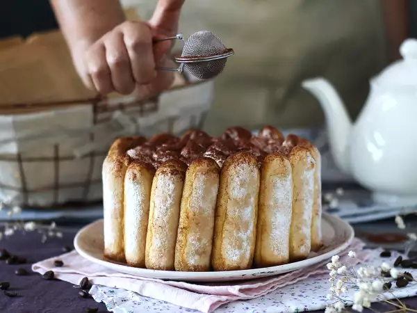 Recept Heerlijke tiramisu-charlotte zonder eieren