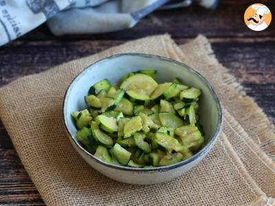 Hoe bak ik courgettes in de pan?