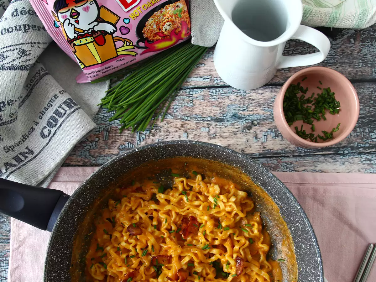 Hoe bereid je Buldak-noedels met carbonarasmaak? Het lekkerste recept! - foto 4