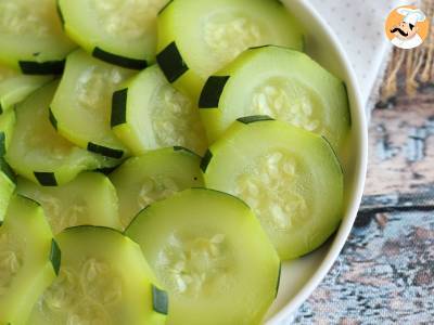 Hoe kook ik courgettes in water?