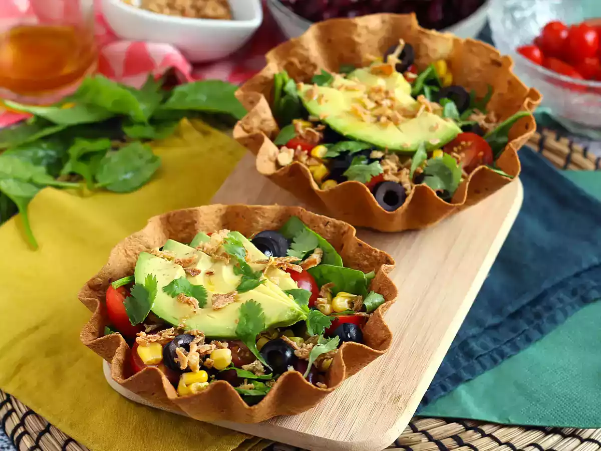 Hoe maak je tortilla bowls? De makkelijke salade zonder afwas!