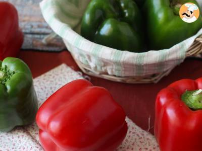 Hoe paprika's ontvellen in een koekenpan