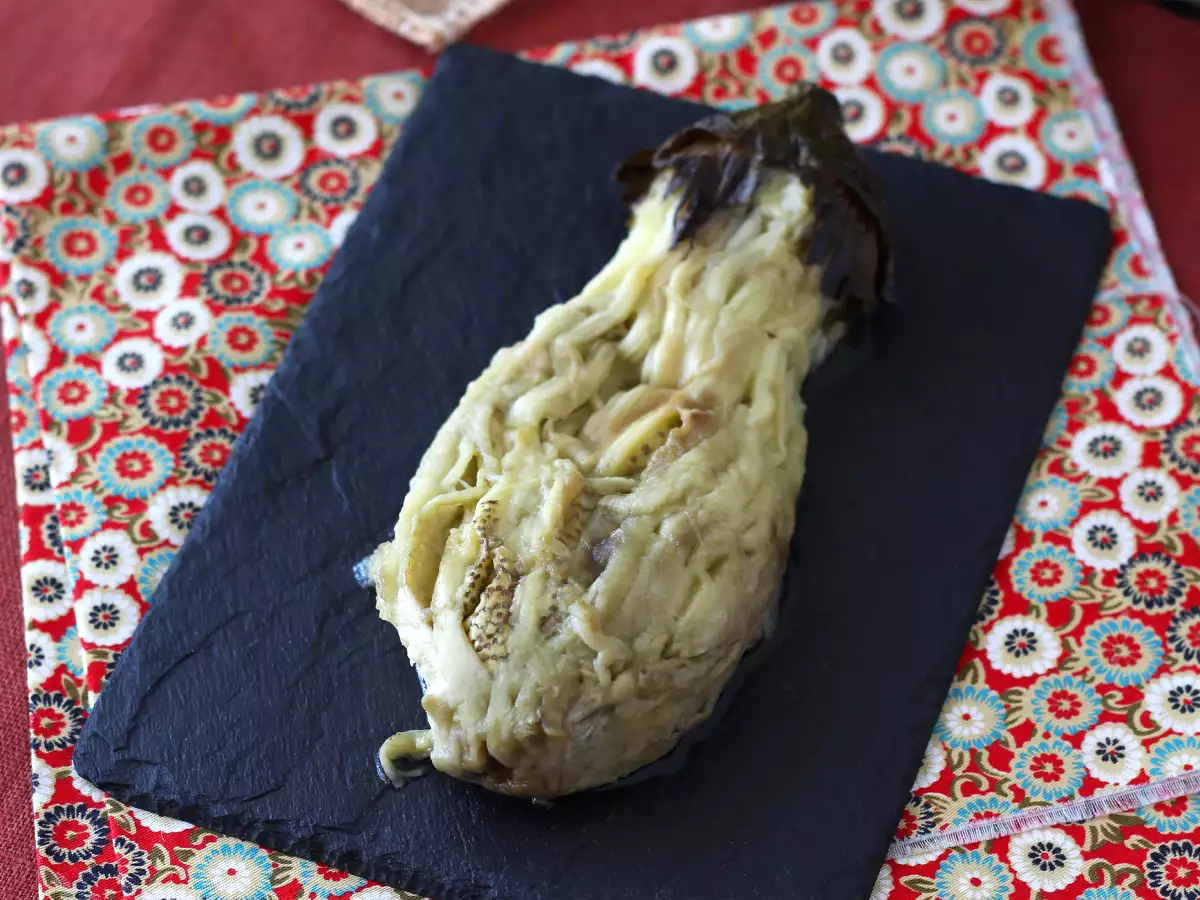 Hoe rooster en pel je gemakkelijk een aubergine in de airfryer? Supereenvoudige methode! - foto 2