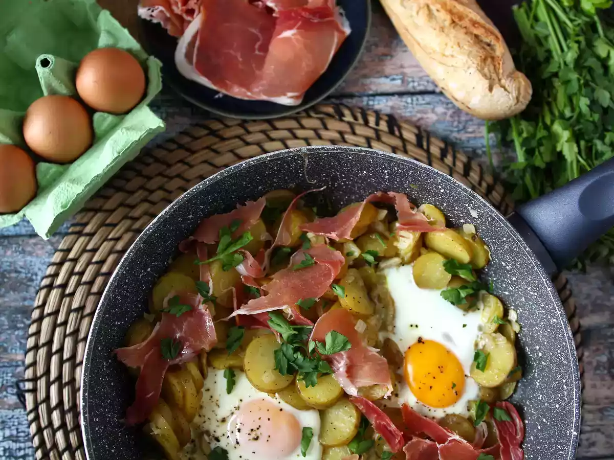 Huevos rotos, het supermakkelijke Spaanse recept op basis van aardappelen en eieren - foto 4
