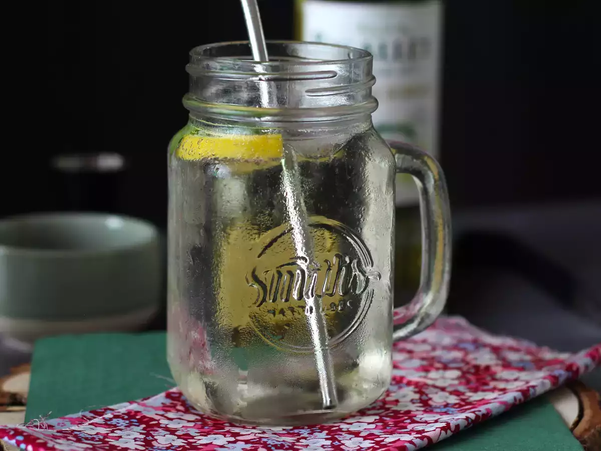 Hugo Spritz met vlierbloesemsiroop: een frisse, zoete cocktail - foto 3