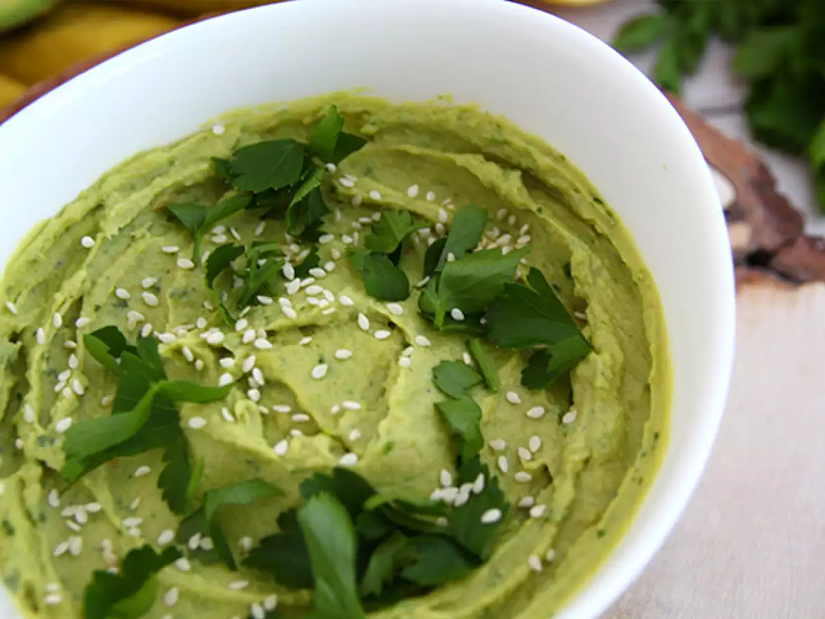 Hummus met avocado - foto 3