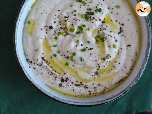 Hummus van witte bonen en kokosmelk