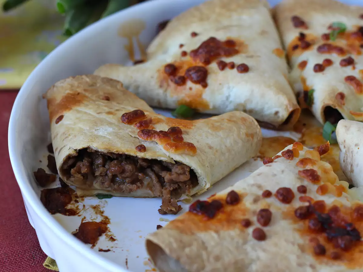 In de oven gebakken tortilla’s met pittige rundvleesvulling, op quesadilla-wijze - foto 3
