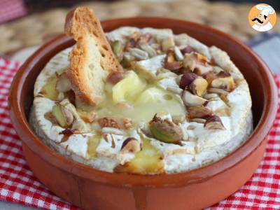 In de oven geroosterde camembert met honing en walnoten - foto 4