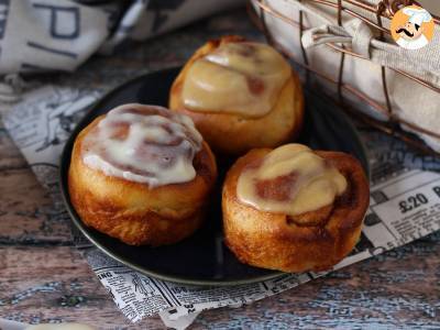 Kaneelbroodjes, kaneelbrioche met vanilleglazuur - foto 2