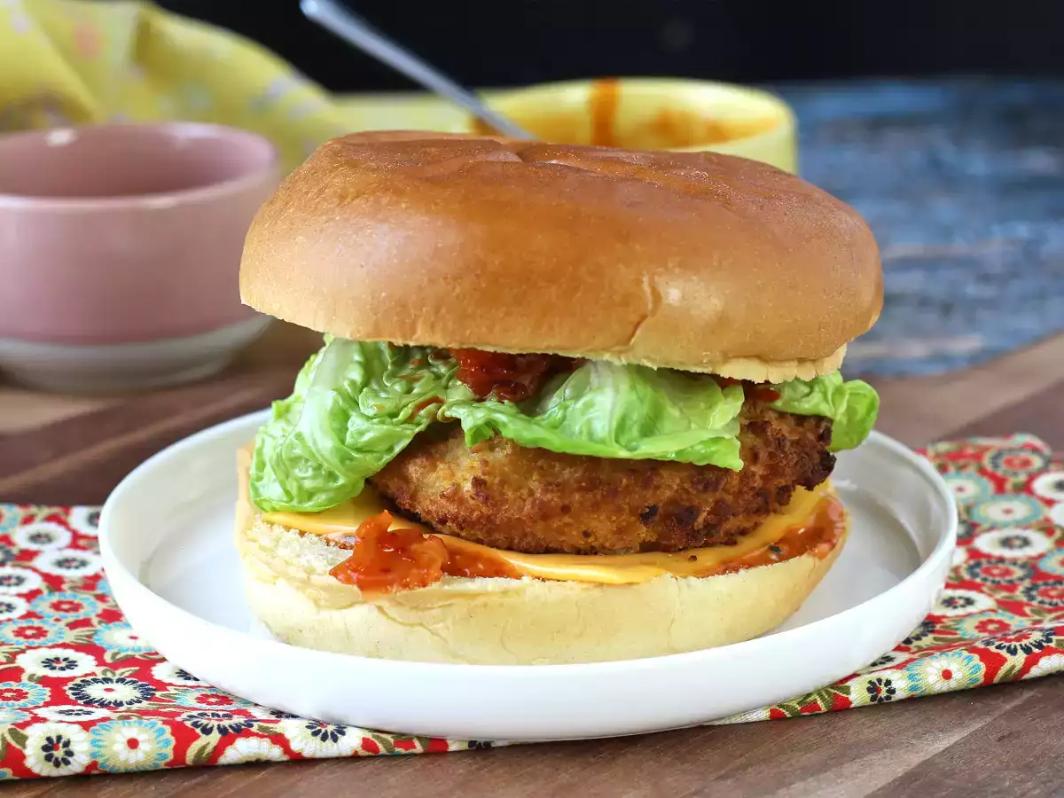 Kipburger in Koreaanse stijl: knapperig, pittig en ontzettend lekker - foto 3