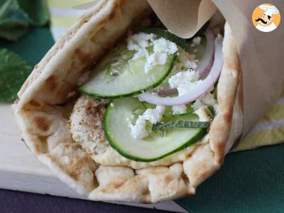 Kipgyros, het Griekse broodje waar je dol op zult zijn! - foto 2