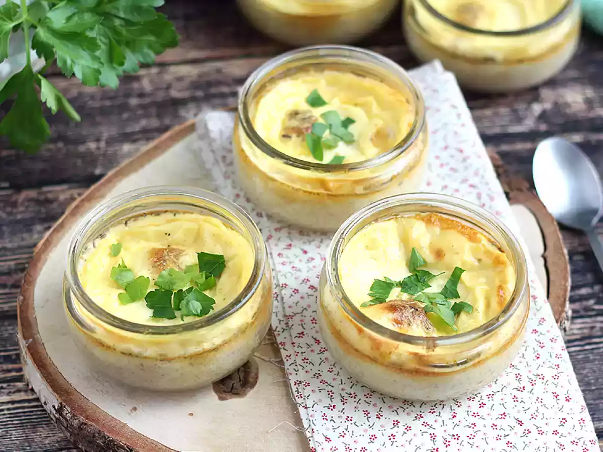 Kleine flans met tonijn