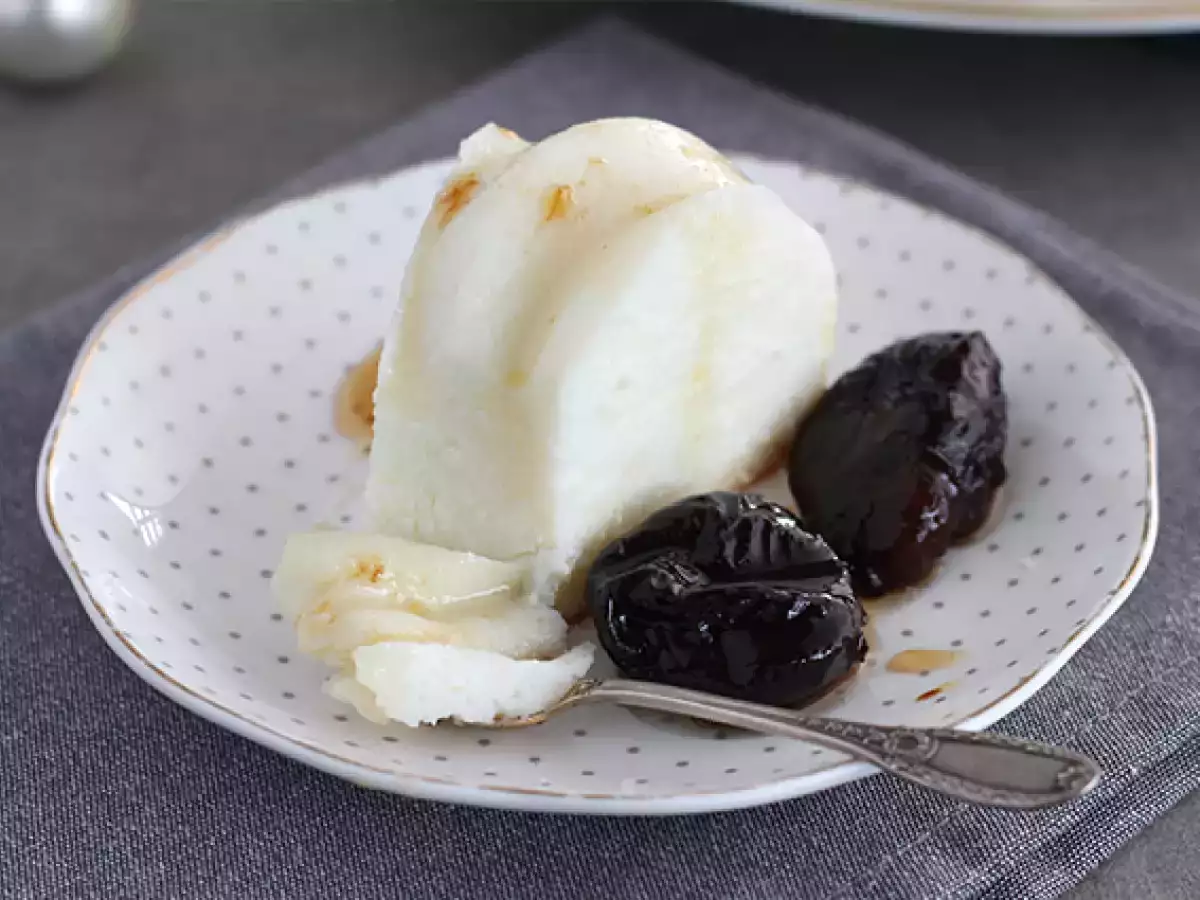 Kokosblancmange met coulis van gedroogde pruimen - foto 3