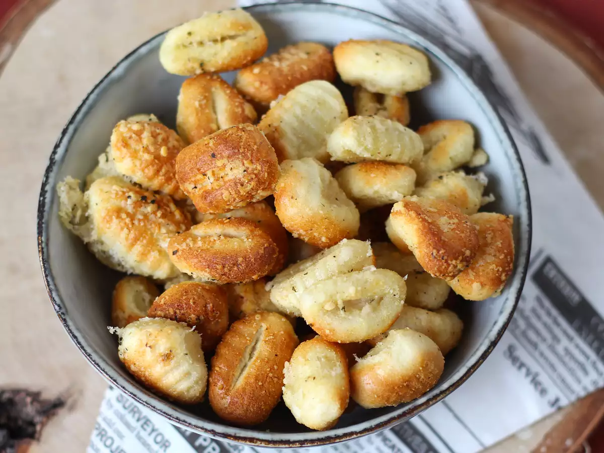 Krokante gnocchi met Parmezaanse kaas uit de Airfryer - foto 2