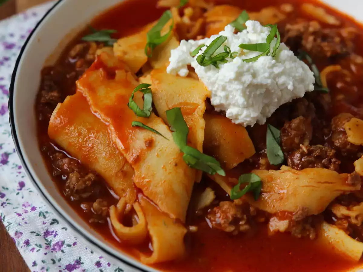 Lasagnesoep met vlees, ricotta en parmezaan - foto 3