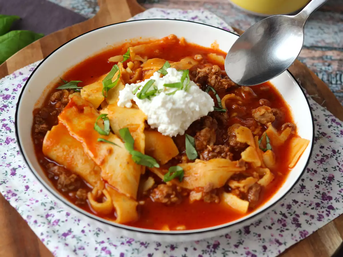 Lasagnesoep met vlees, ricotta en parmezaan - foto 4