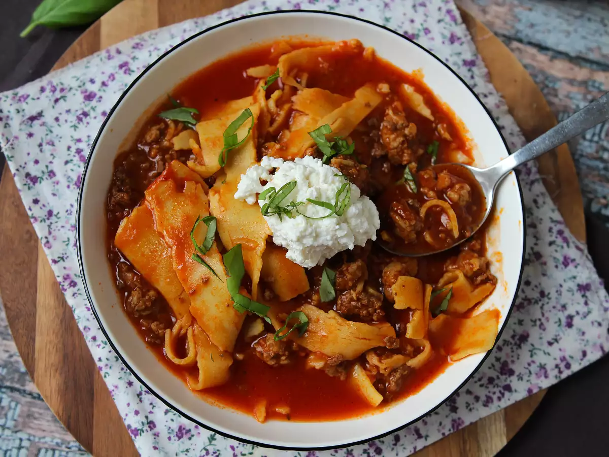 Lasagnesoep met vlees, ricotta en parmezaan - foto 5