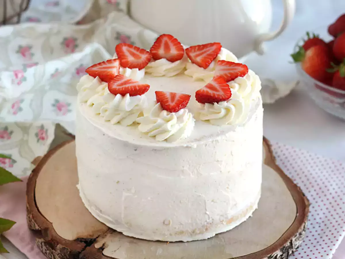 Layer cake met aardbeien en mascarponecrème - foto 5