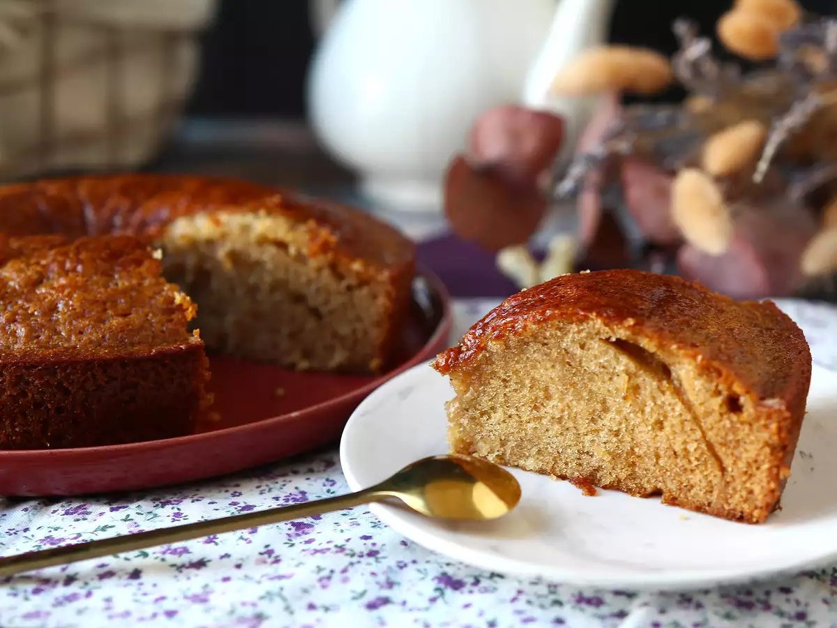 Luchtige en smeuïge honingcake: makkelijk en zonder mixer - foto 2
