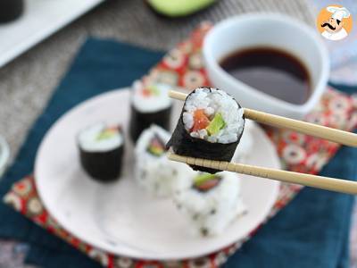 Makis met gerookte zalm en avocado - foto 2