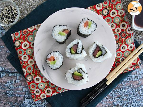 Makis met gerookte zalm en avocado - foto 3