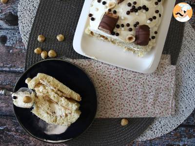 Makkelijk broodje met Kinder Bueno-smaak, perfect als verjaardagstaart of kerststol! - foto 2