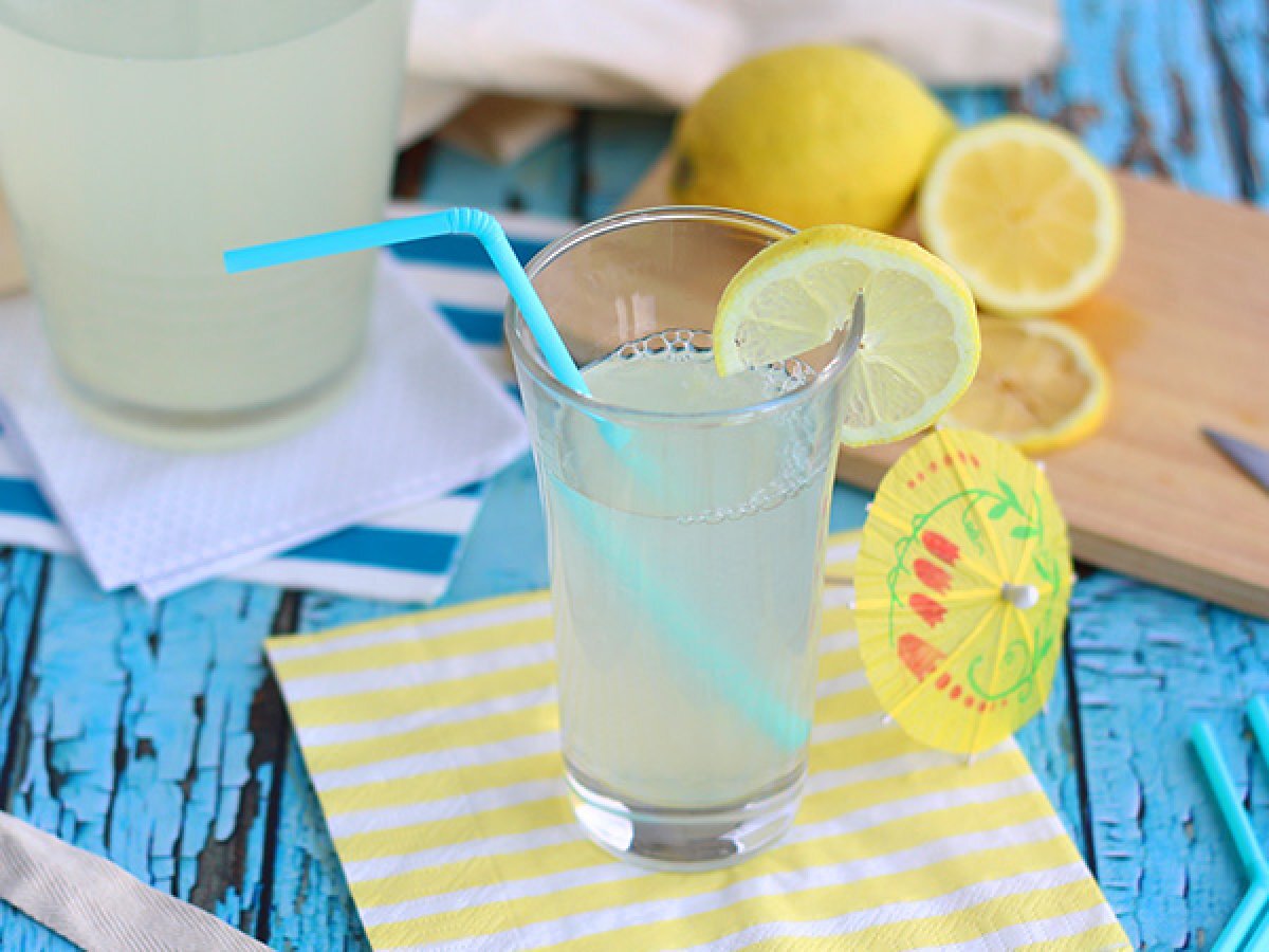 Makkelijke, dorstlessende limonade