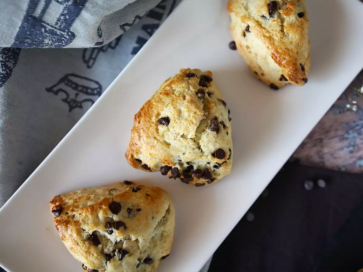 Makkelijke, heerlijk luchtige chocoladescones - foto 5