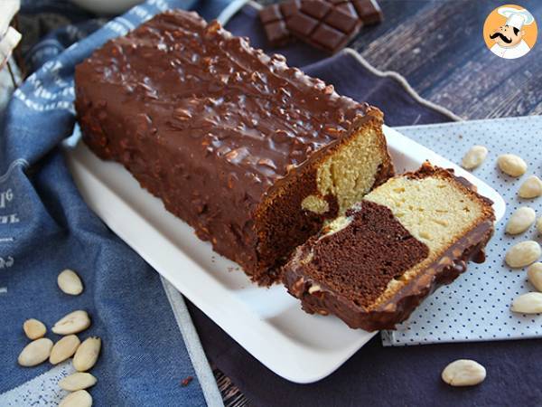 Marmeren biscuit met amandelglazuur