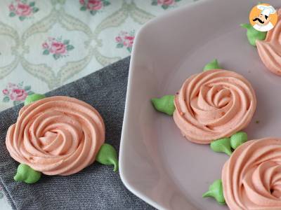 Meringues in de vorm van schattige roosjes! - foto 6