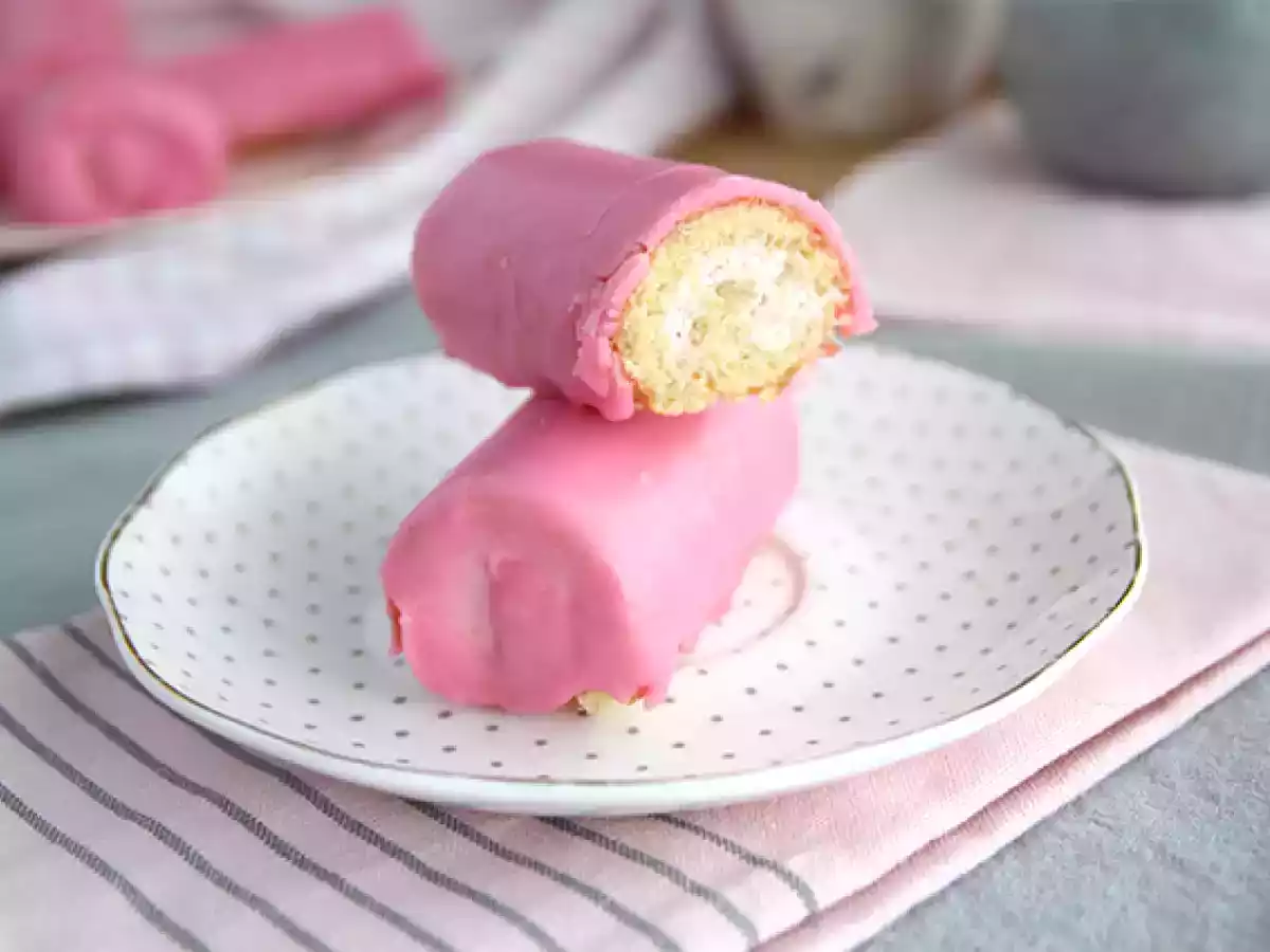 Mini aardbeienrolletjes, de Roze Panters