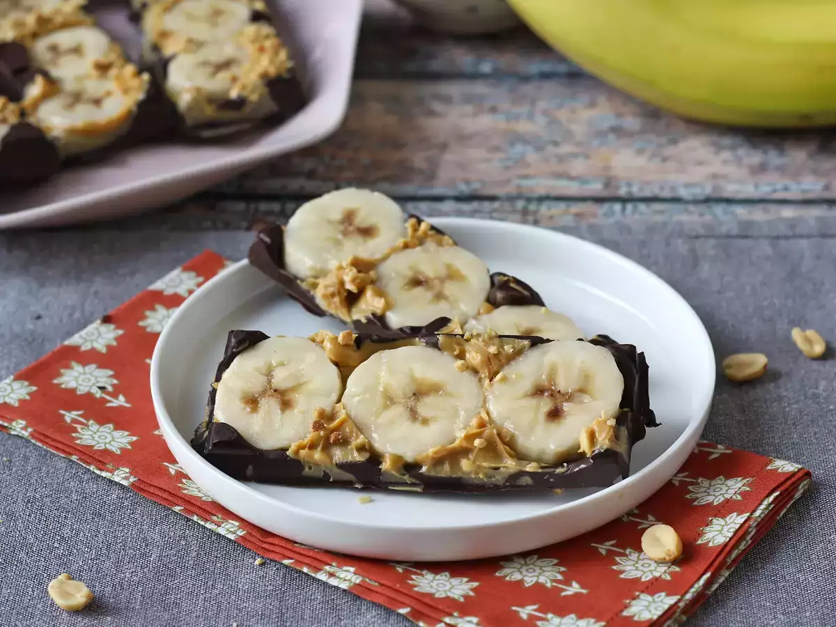 Mini chocoladerepen met banaan, pindakaas en chocolade: heerlijk en zonder toegevoegde suikers - foto 2