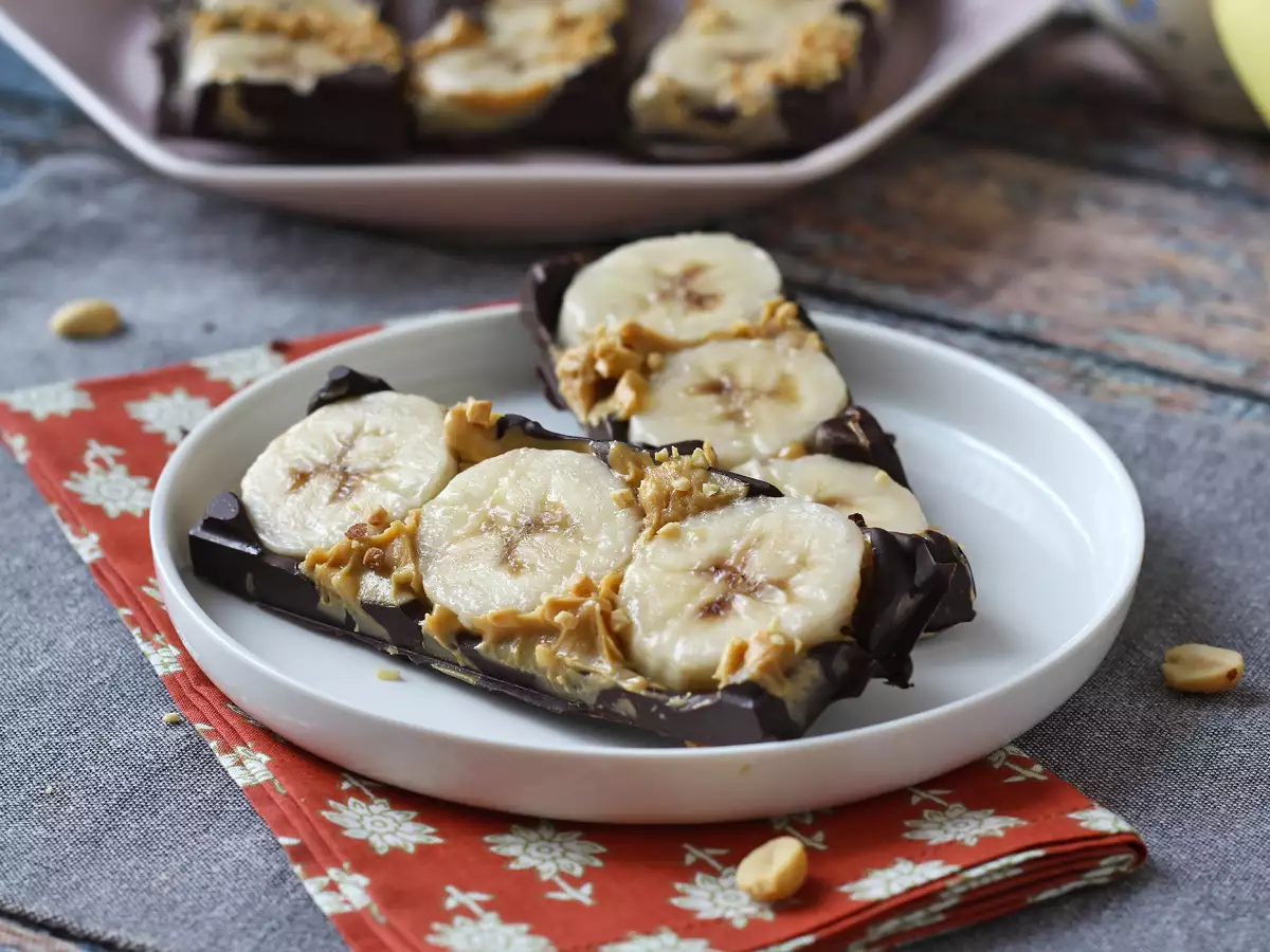 Mini chocoladerepen met banaan, pindakaas en chocolade: heerlijk en zonder toegevoegde suikers - foto 6