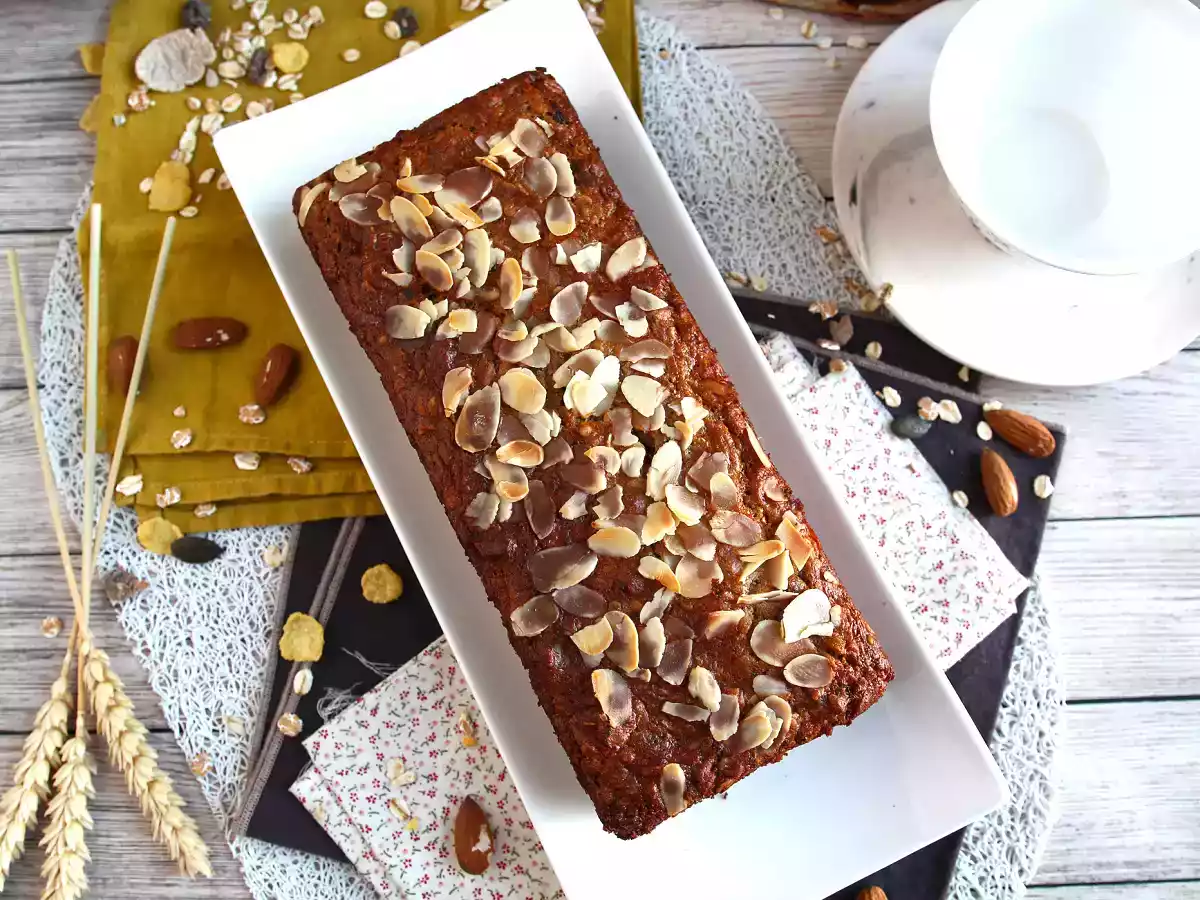 Muesli-cake zonder toegevoegde suiker - Het perfecte recept om verspilling tegen te gaan en ideaal voor vóór het sporten! - foto 4