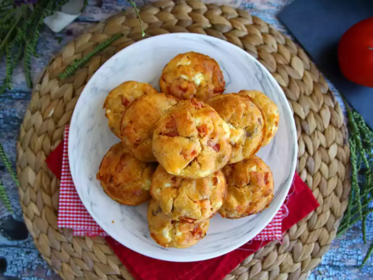 Muffins met tonijn, tomaat en feta - foto 2