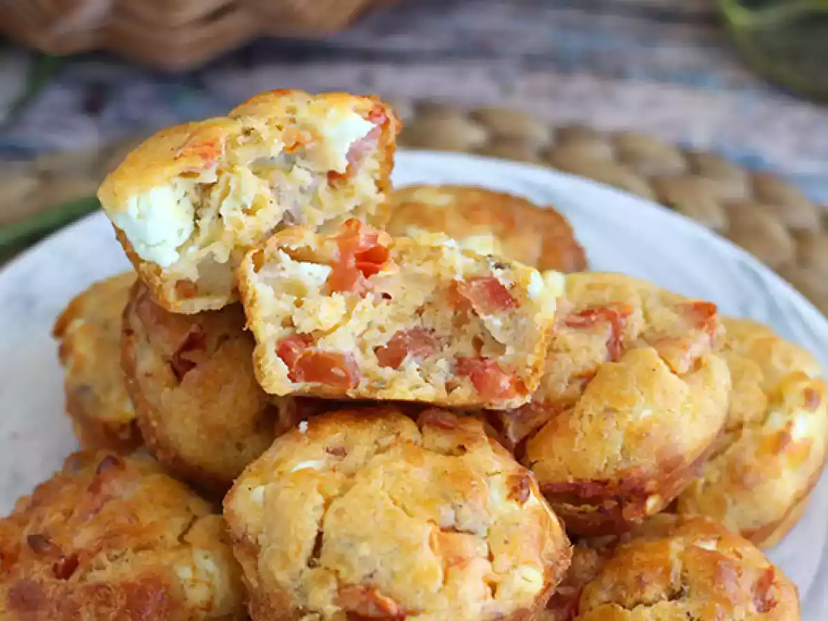 Muffins met tonijn, tomaat en feta - foto 3