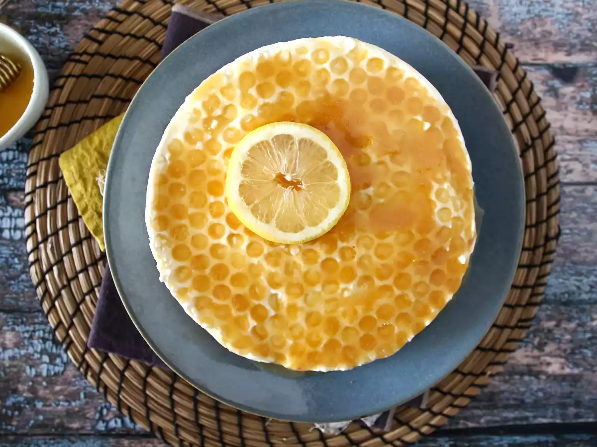 No-bake citroen en honing cheesecake (taartdecoratie tutorial) - foto 3