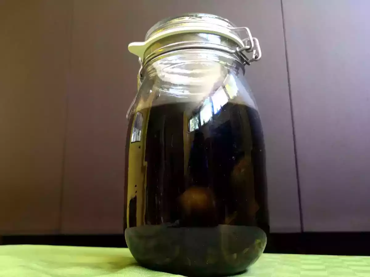 Nocino, het recept en de ingrediënten om het thuis te maken - foto 5