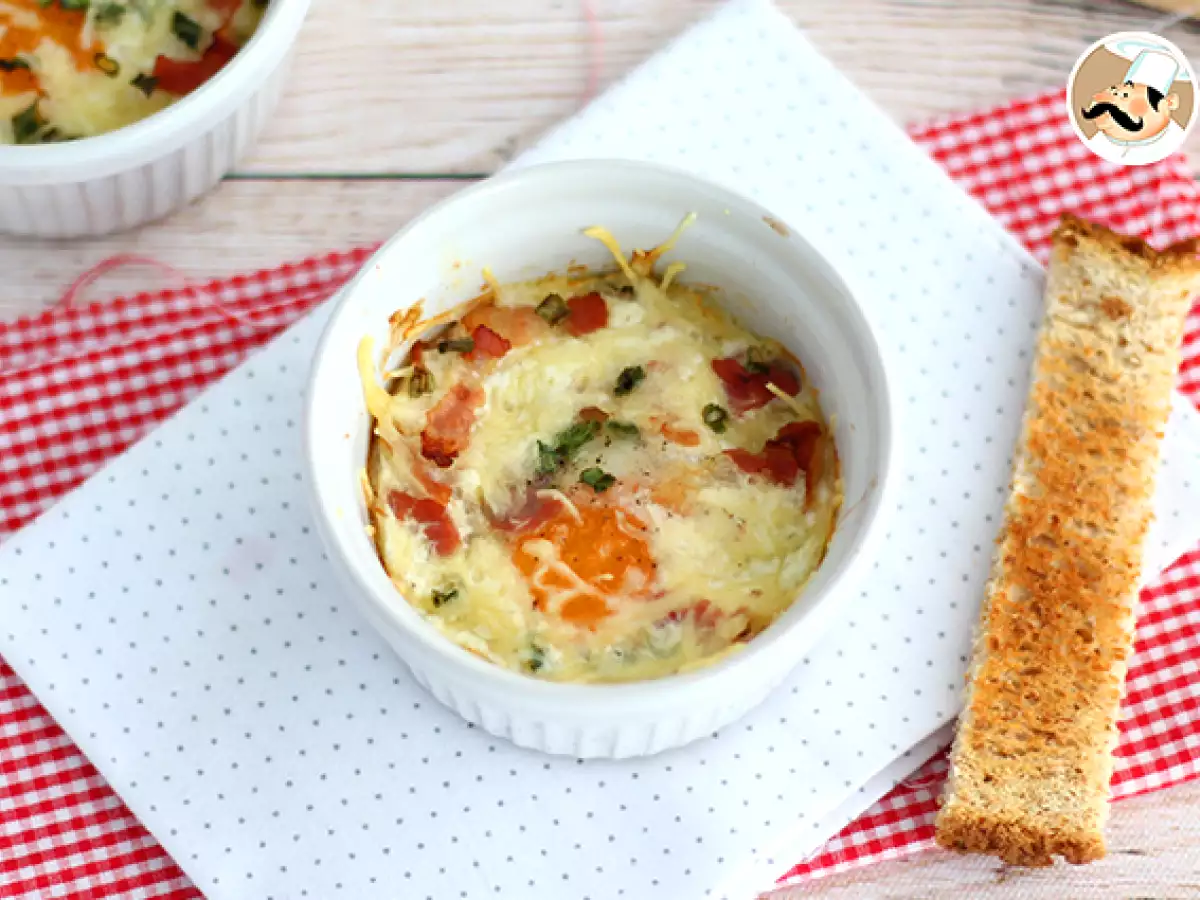 Oeufs cocotte met bacon en bieslook: een snel recept