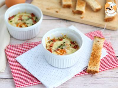 Oeufs cocotte met spek en bieslook, een snel recept - foto 3