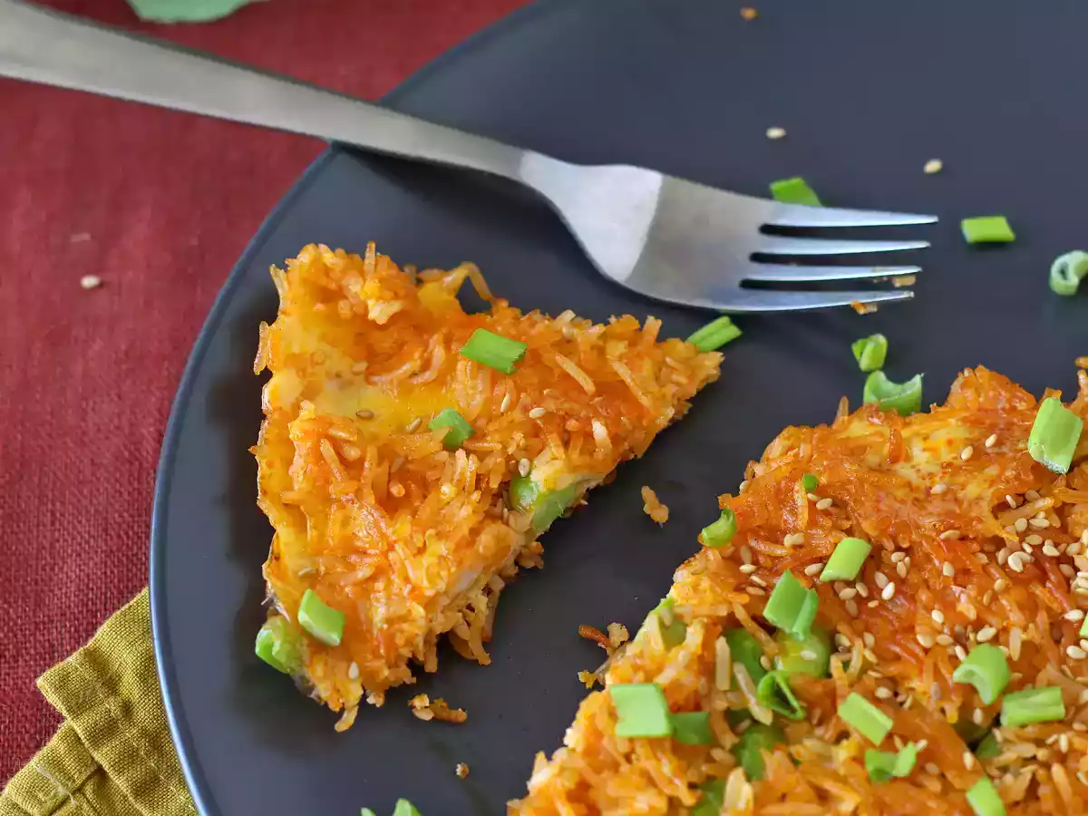 Omelet met krokante rijst en sojabonen, een pittige maaltijd die snel klaar is en geen afval oplevert!