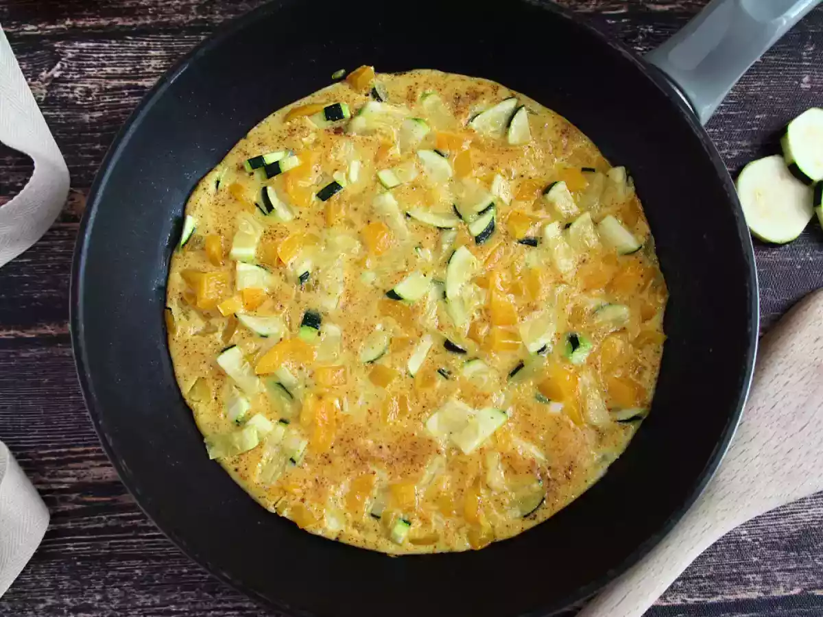 Omelet met paprika en courgette - foto 2